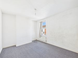 Bedroom- click for photo gallery